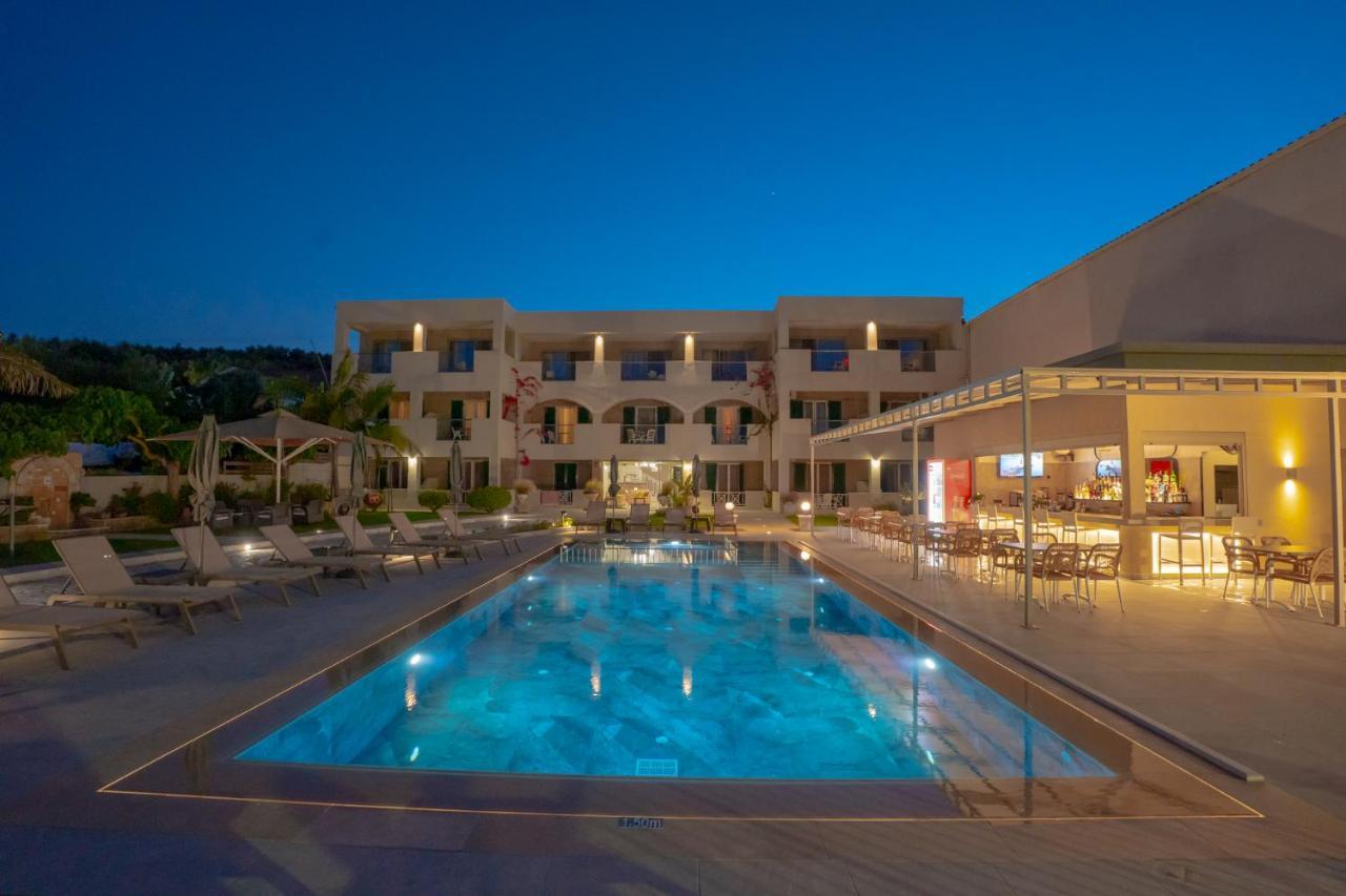 אמודי Remezzo Studios & Apartments מראה חיצוני תמונה