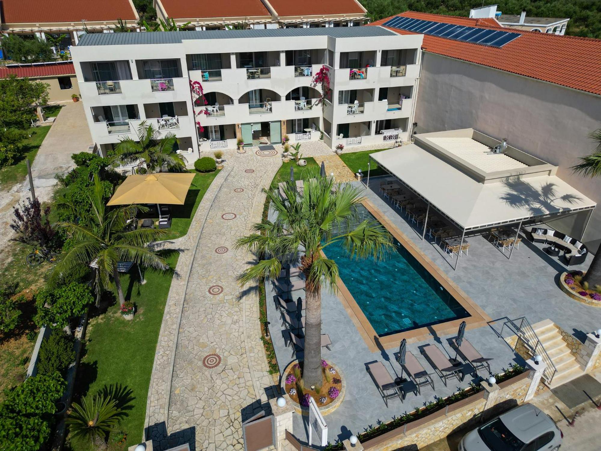 אמודי Remezzo Studios & Apartments מראה חיצוני תמונה