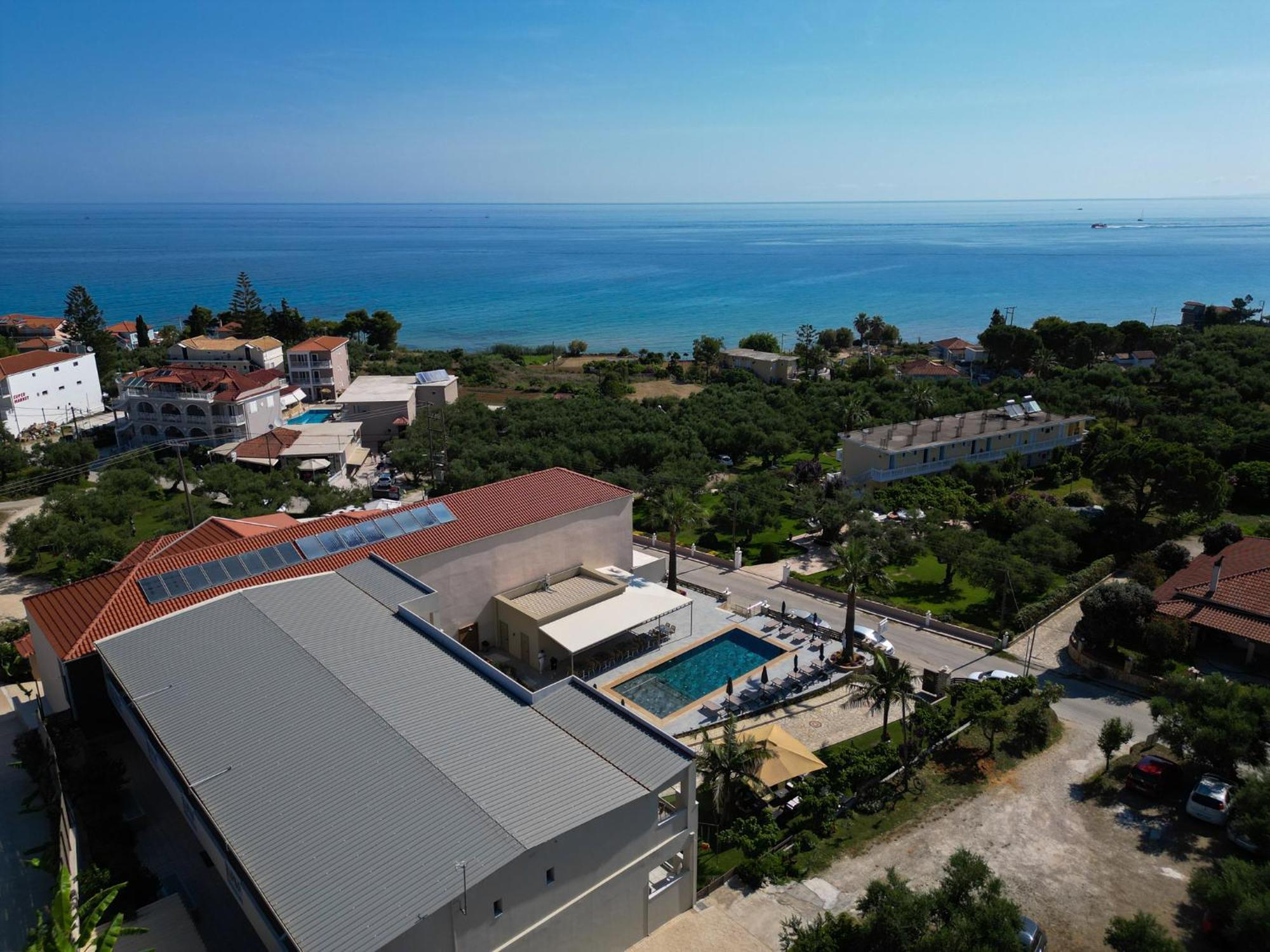 אמודי Remezzo Studios & Apartments מראה חיצוני תמונה