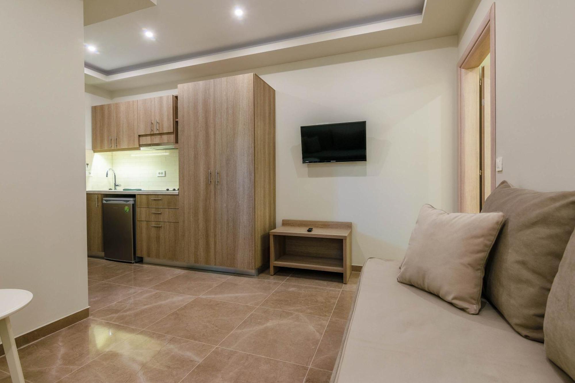 אמודי Remezzo Studios & Apartments מראה חיצוני תמונה