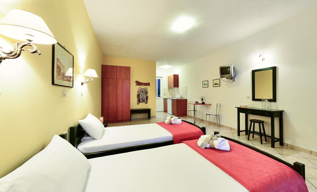 אמודי Remezzo Studios & Apartments מראה חיצוני תמונה